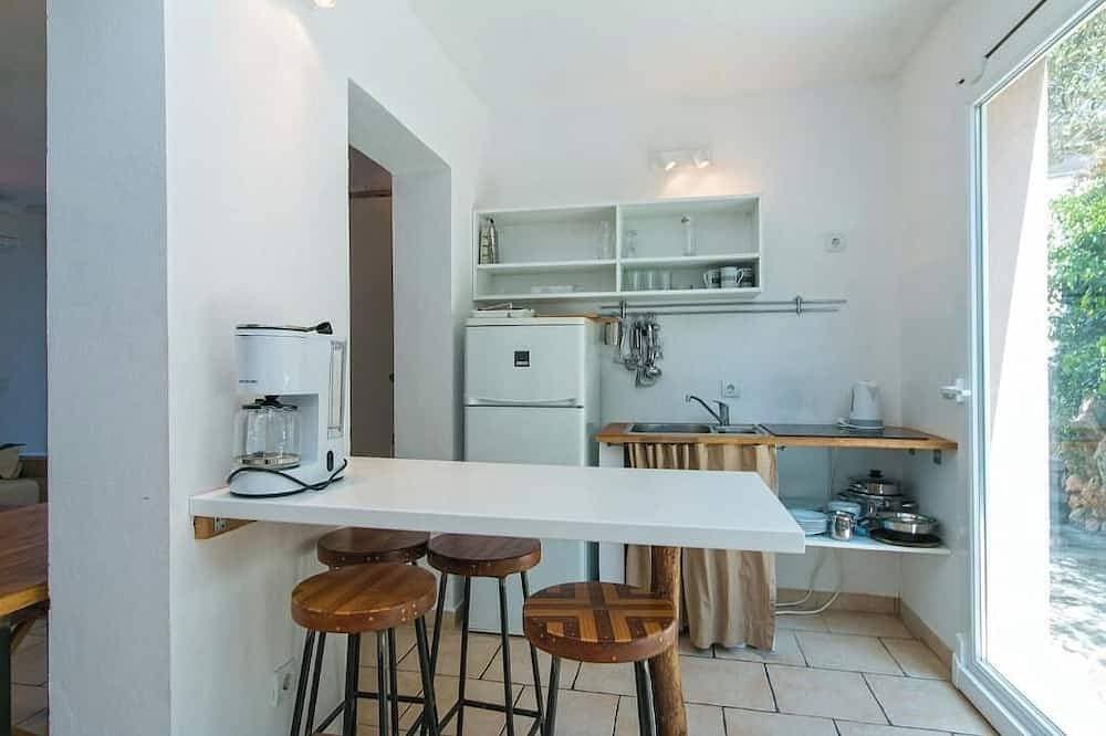 Foto 10 von 11: Villa Ivka Apartment C- 2 BRs 2 bathrooms, loggia and terrace with grill