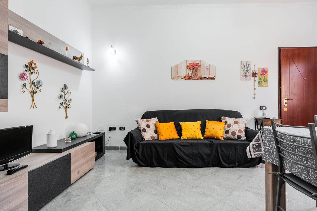Foto 3 von 21: Ferienwohnung 'Appartamento a Capoterra: praticità e relax a pochi minuti dal mare'
