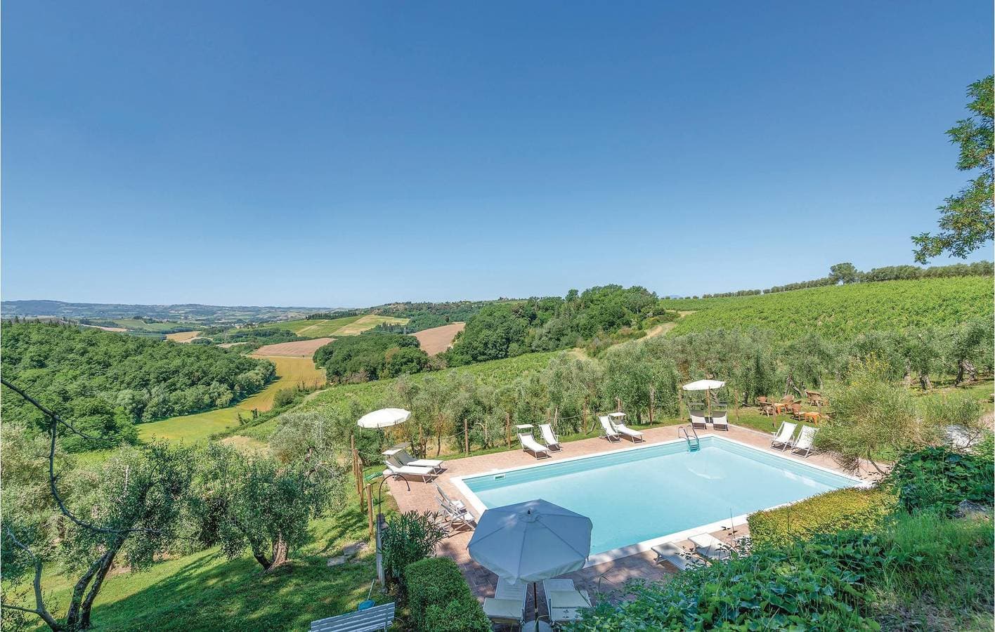 Foto 6 von 14: Appartement am Pool, Parkplatz, WiFi - 600m zum Fluss