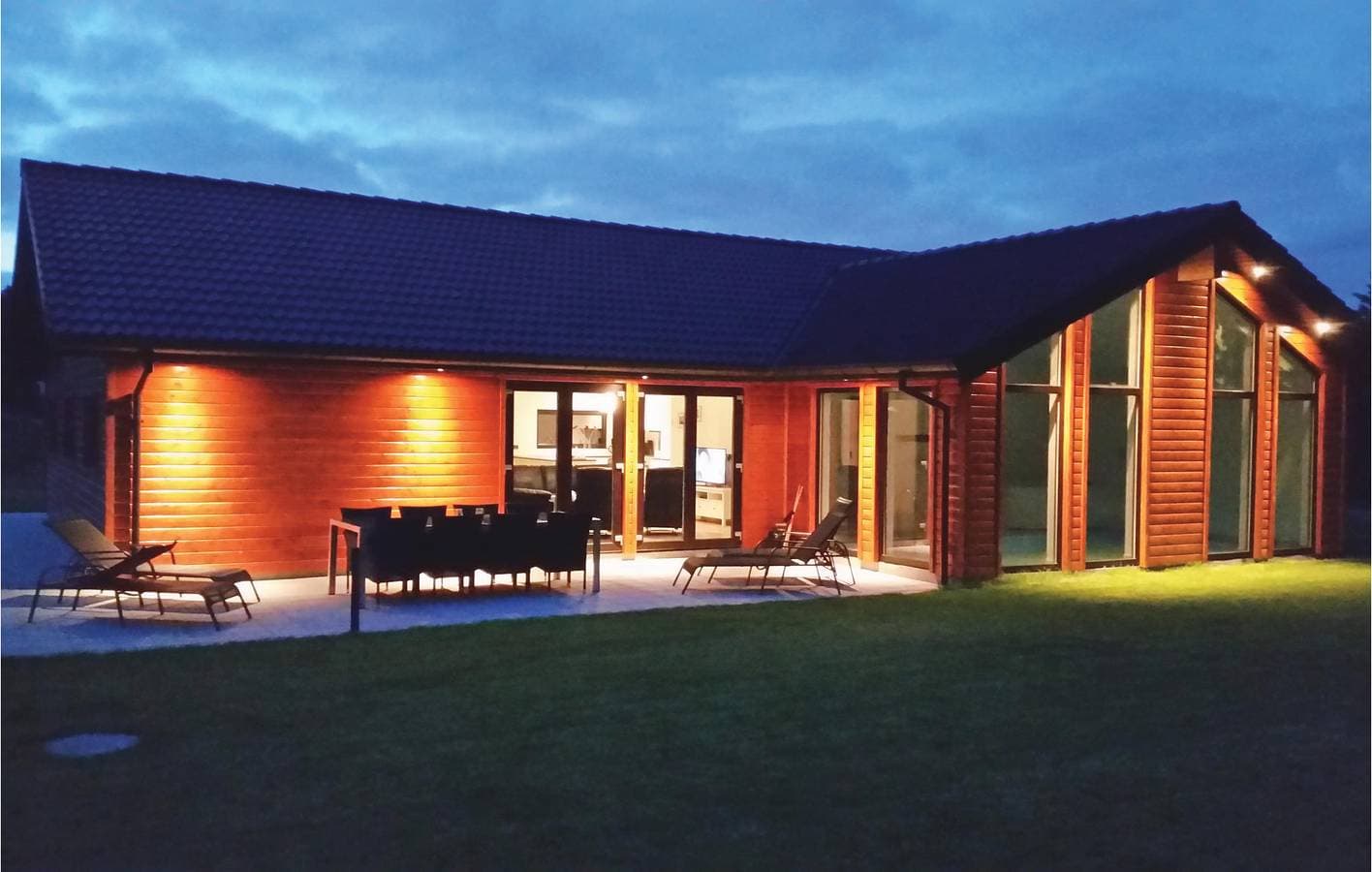 Foto 5 von 29: Ferienhaus für 8 Personen mit Garten