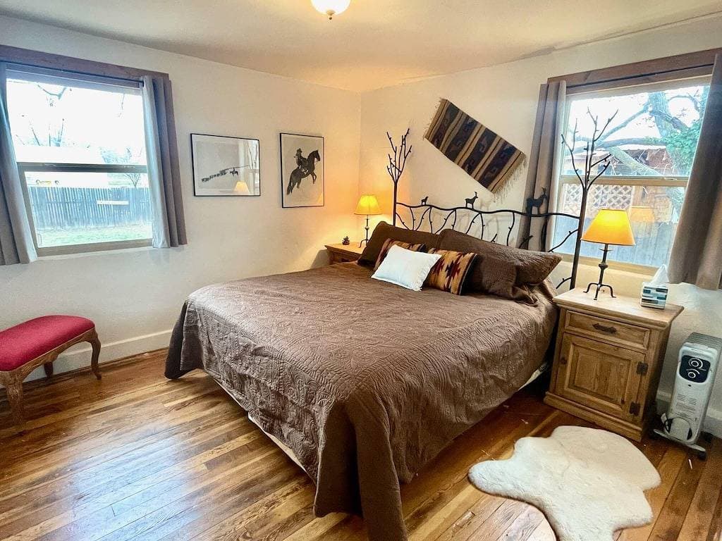 Foto 5 von 50: Historic Adobe Abode-Pet Friendly, Downtown Kanab