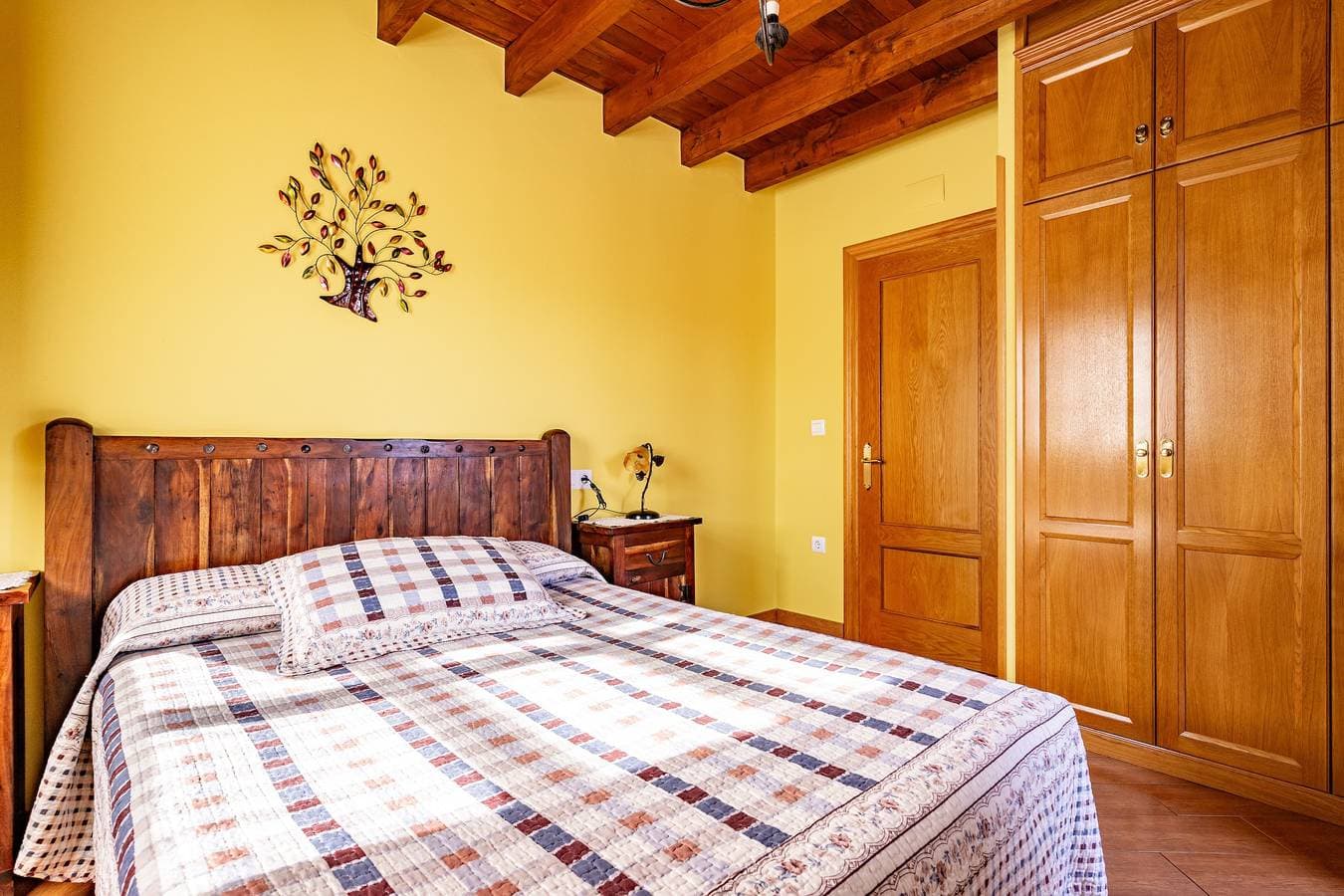 Foto 10 von 22: Ferienwohnung 'Comeya' mit Bergblick, privater Terrasse und Wi-Fi