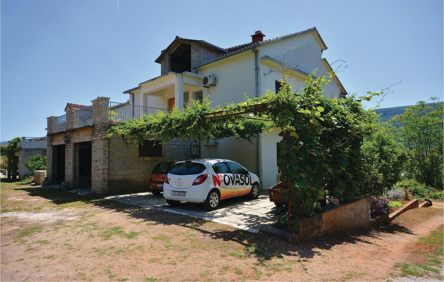 Foto 4 von 20: Gemütliche Wohnung mit Terrasse, WLAN und Parkplatz, 2,5 km vom Strand entfernt