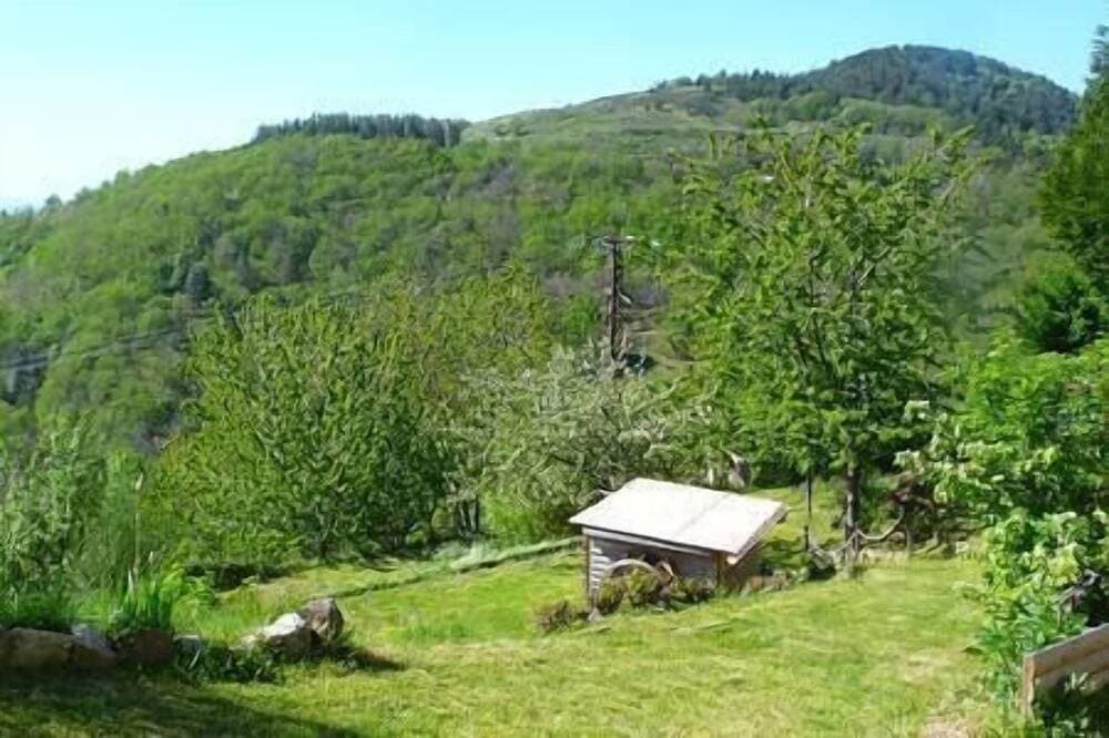 Foto 12 von 22: The Vault of the Stars overlooks the Monts d’Ardèche