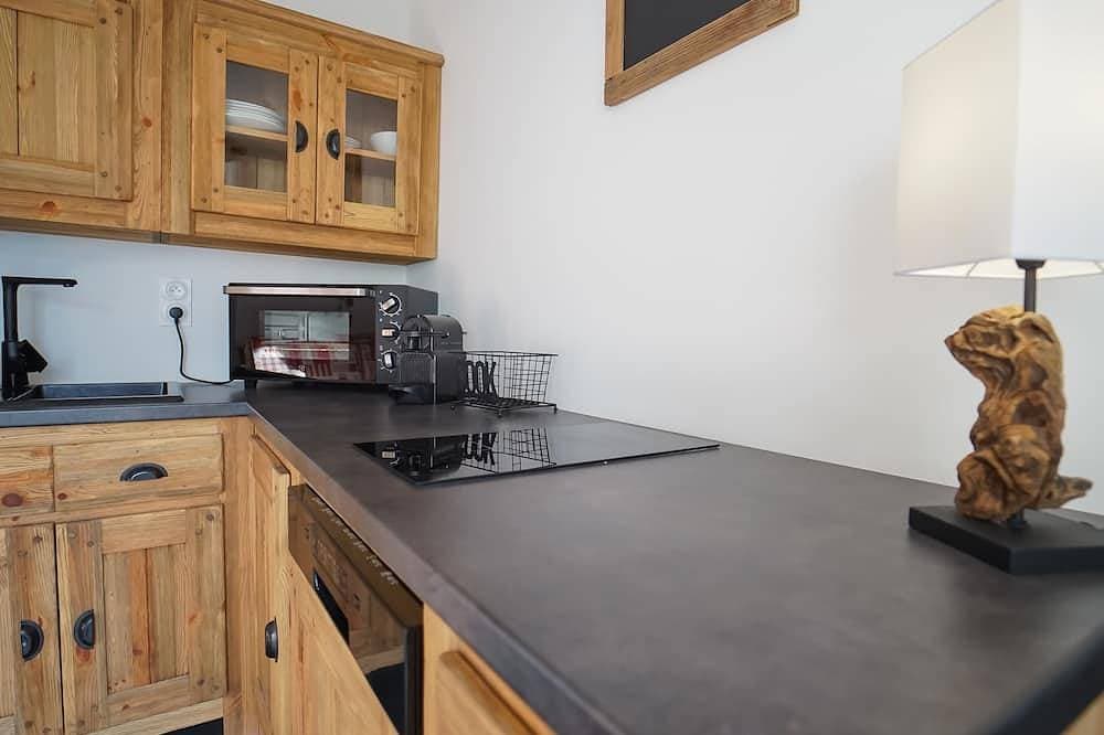 Foto 8 von 11: Le Petit Chalet - Cosy studio in Lathuile for 2 people