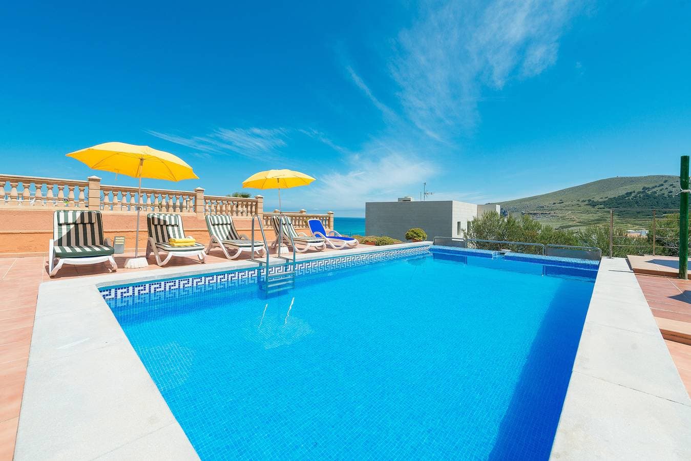 Foto 3 von 50: Camomila Villa für 12 Personen mit Pool in Cala Mesquida