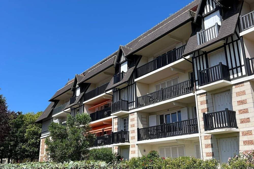 A little Normandy getaway just 5 minutes from the sea! 1