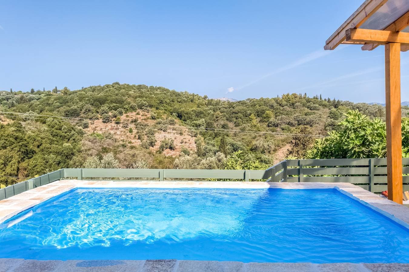 Foto 2 von 21: Villa "Μyrtali" mit Meerblick, 2 privaten Terrassen und WLAN