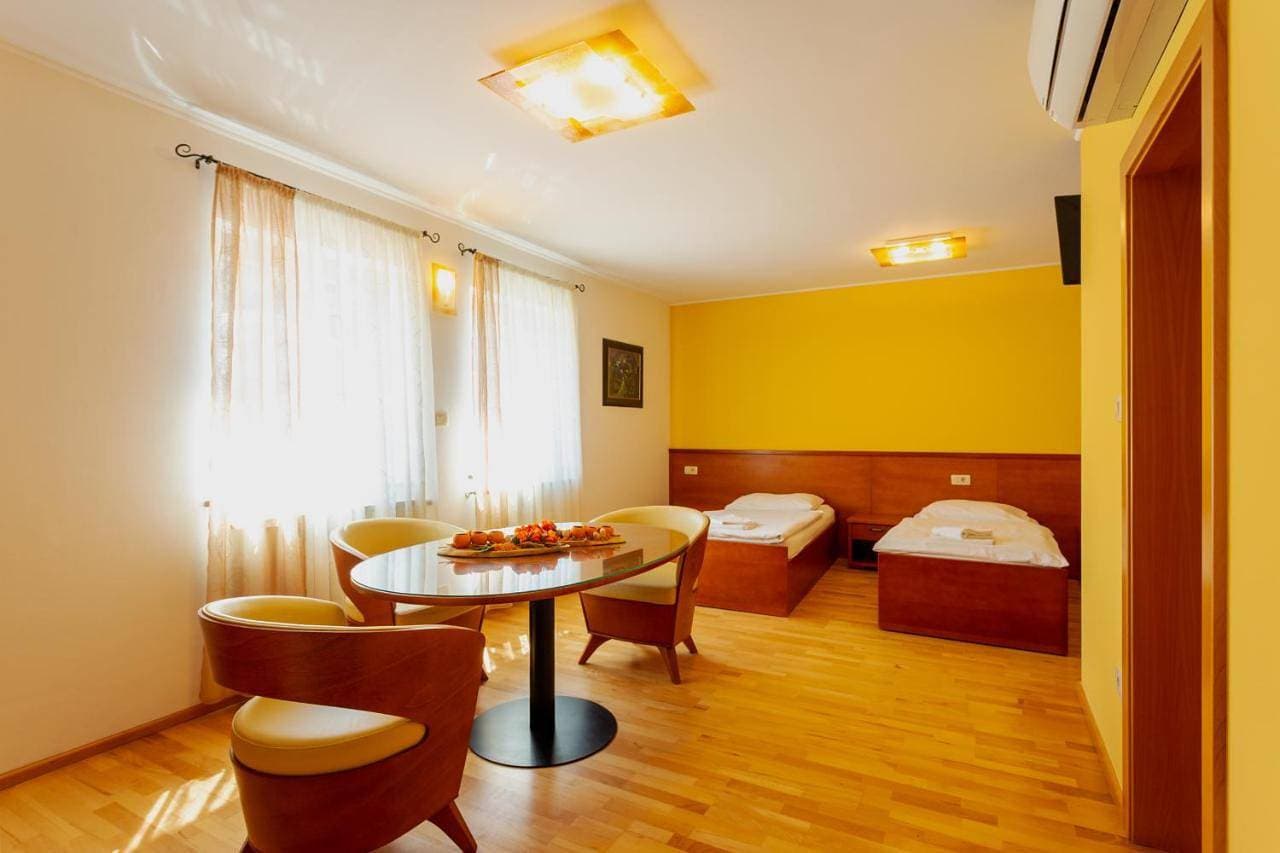 Sobe in apartmaji Triglav - Gostinstvo Tomex 1