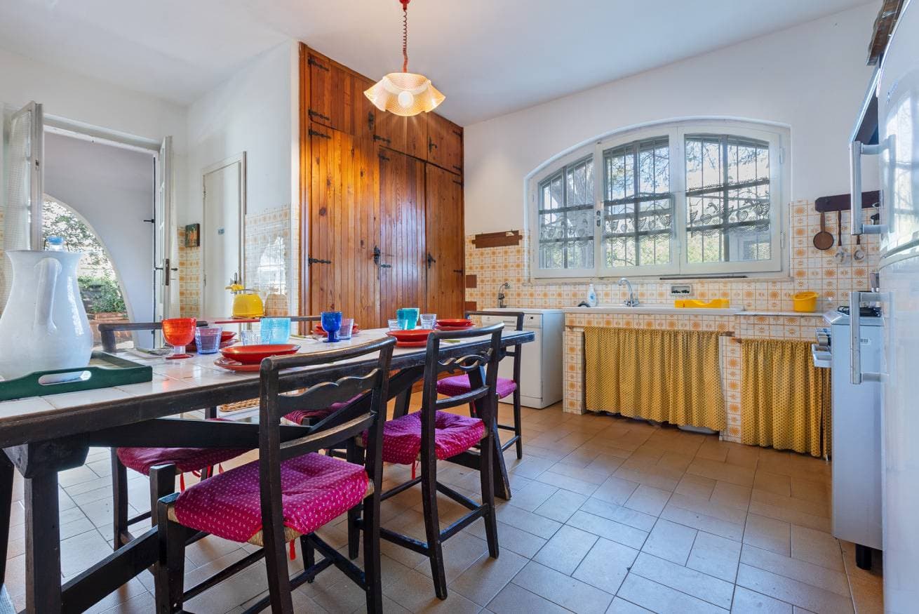 Foto 3 von 46: Ferienwohnung für 10 Personen mit Garten