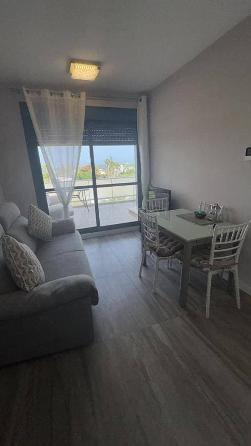 Foto 5 von 23: Two-Bedroom Apartment