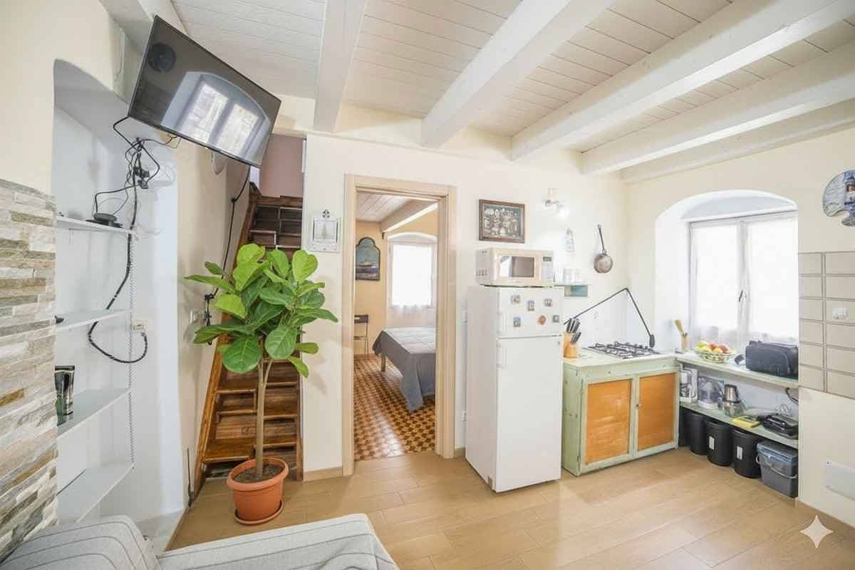 Foto 8 von 13: Ferienwohnung mit Klimaanlage und Dachterrasse mit Meerblick