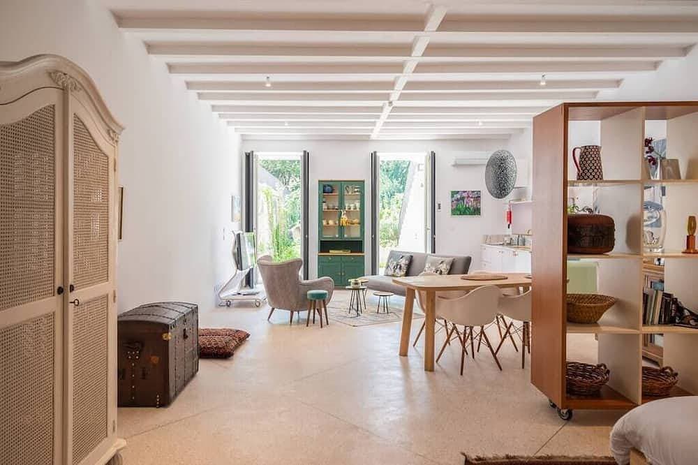Foto 11 von 30: Gracy Porto - Charming apartment with terrace and garden located at Praça da Republica