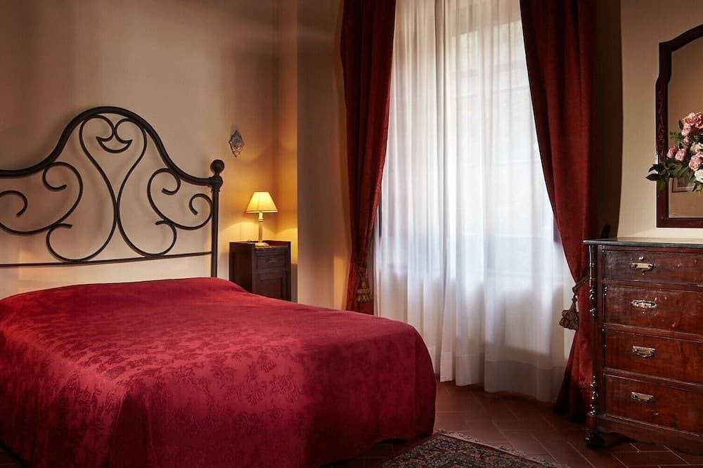 Foto 4 von 30: Villa Borgo Il Castagno – Historische Villa mit privatem Pool in den toskanischen Hügeln