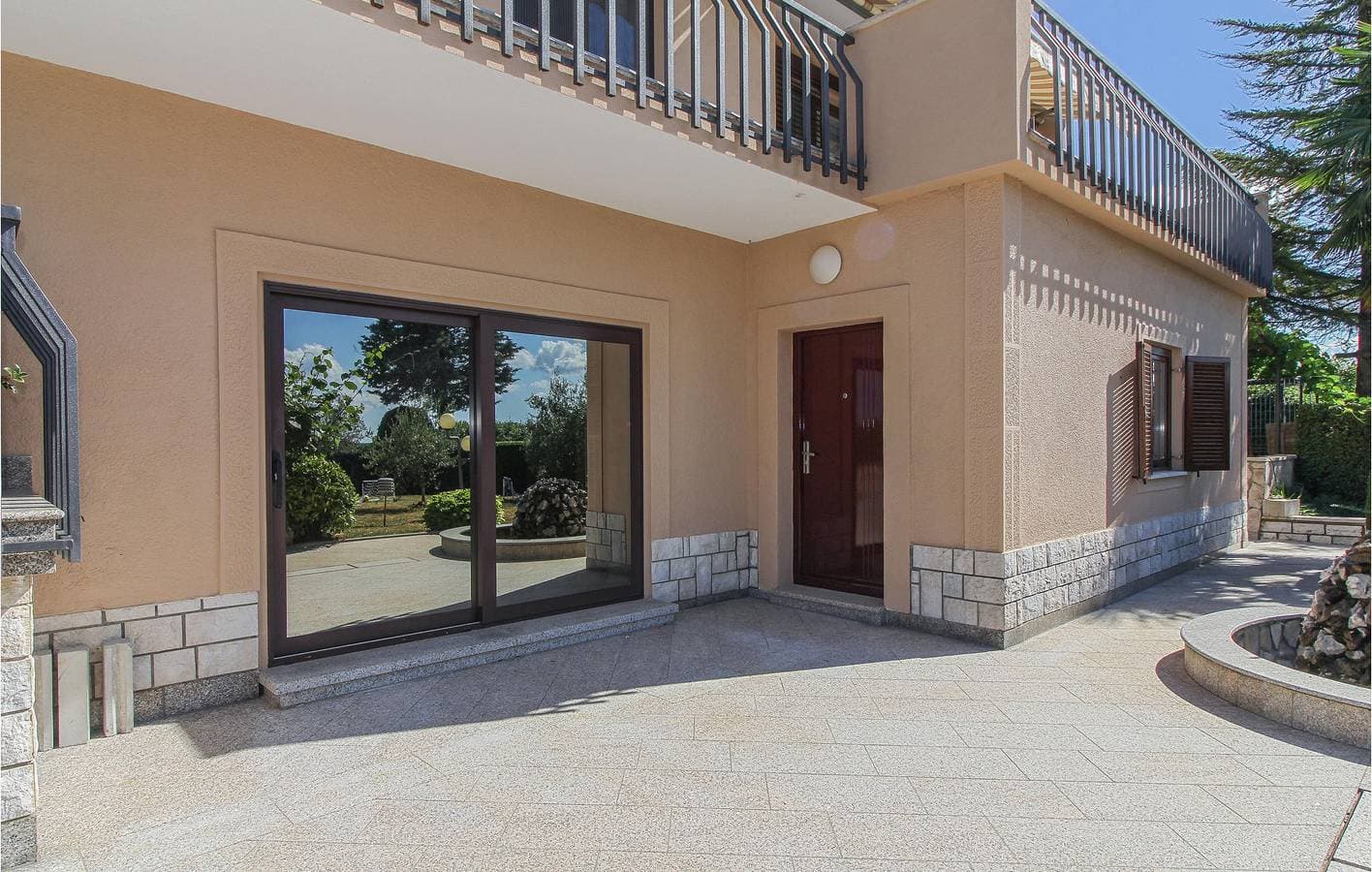 Foto 7 von 21: Charmante Ferienwohnung mit Terrasse, WLAN und Parkplatz in der Nähe von Gračišće