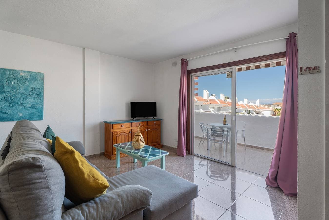Foto 4 von 25: Ferienwohnung 'Las Floritas 2' mit Gemeinschaftspool, privater Terrasse und WLAN