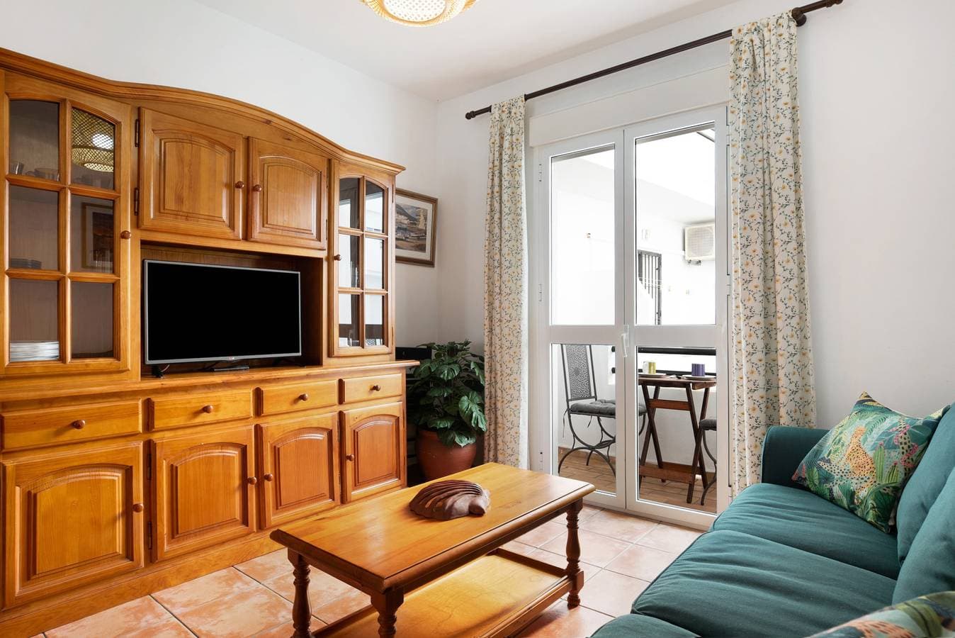 Foto 3 von 22: Apartment 'Daralba Conil' mit Balkon