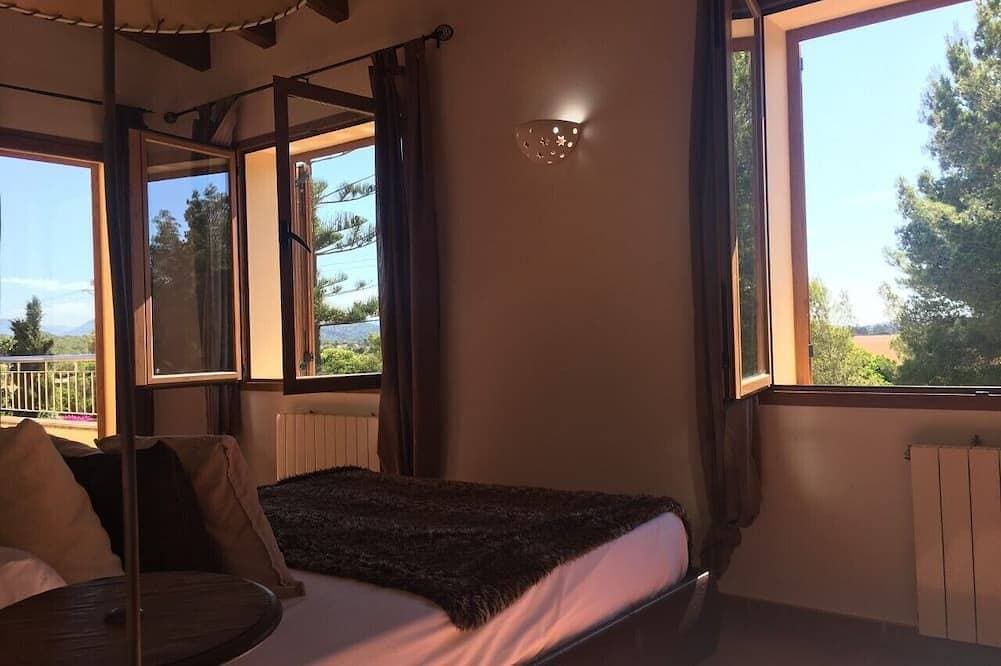 Foto 8 von 30: Villa Puerto Adriano mit privatem Pool und 5 Gehminuten vom Strand entfernt