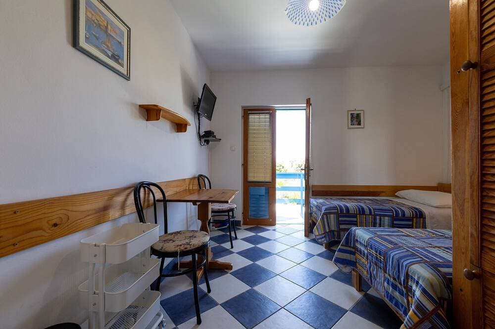 Foto 2 von 15: Studio Appartement mit Balkon Sucuraj, Hvar