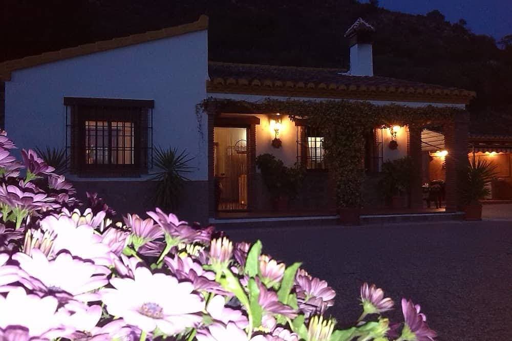Foto 9 von 30: Ideal für Familien. Privates Schwimmbad. Andalusisches Haus Ganz in der Nähe von Málaga