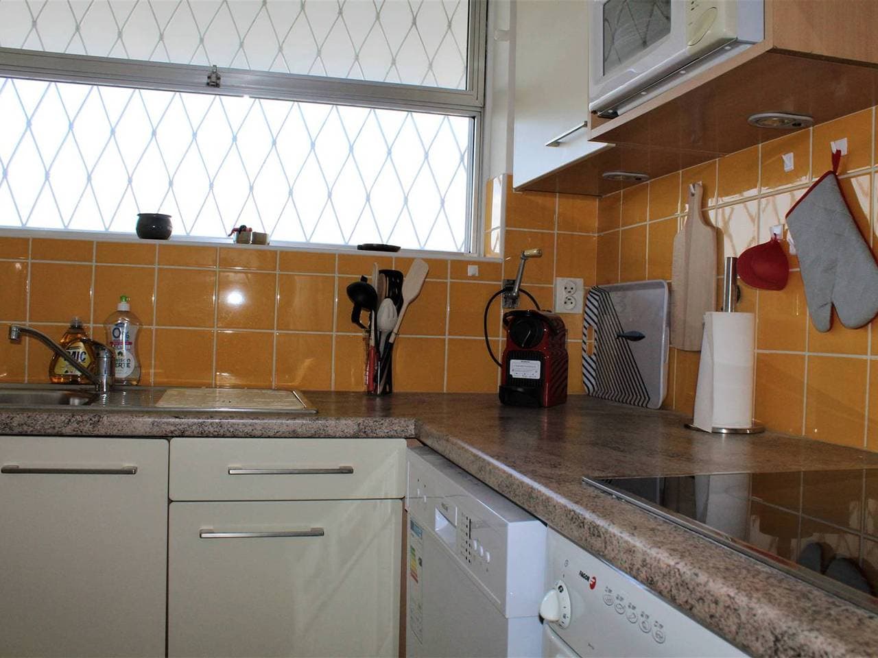 Foto 9 von 16: Ruhiges, klimatisiertes und gut ausgestattetes Studio mit Meerblick-Terrasse - 2 Betten