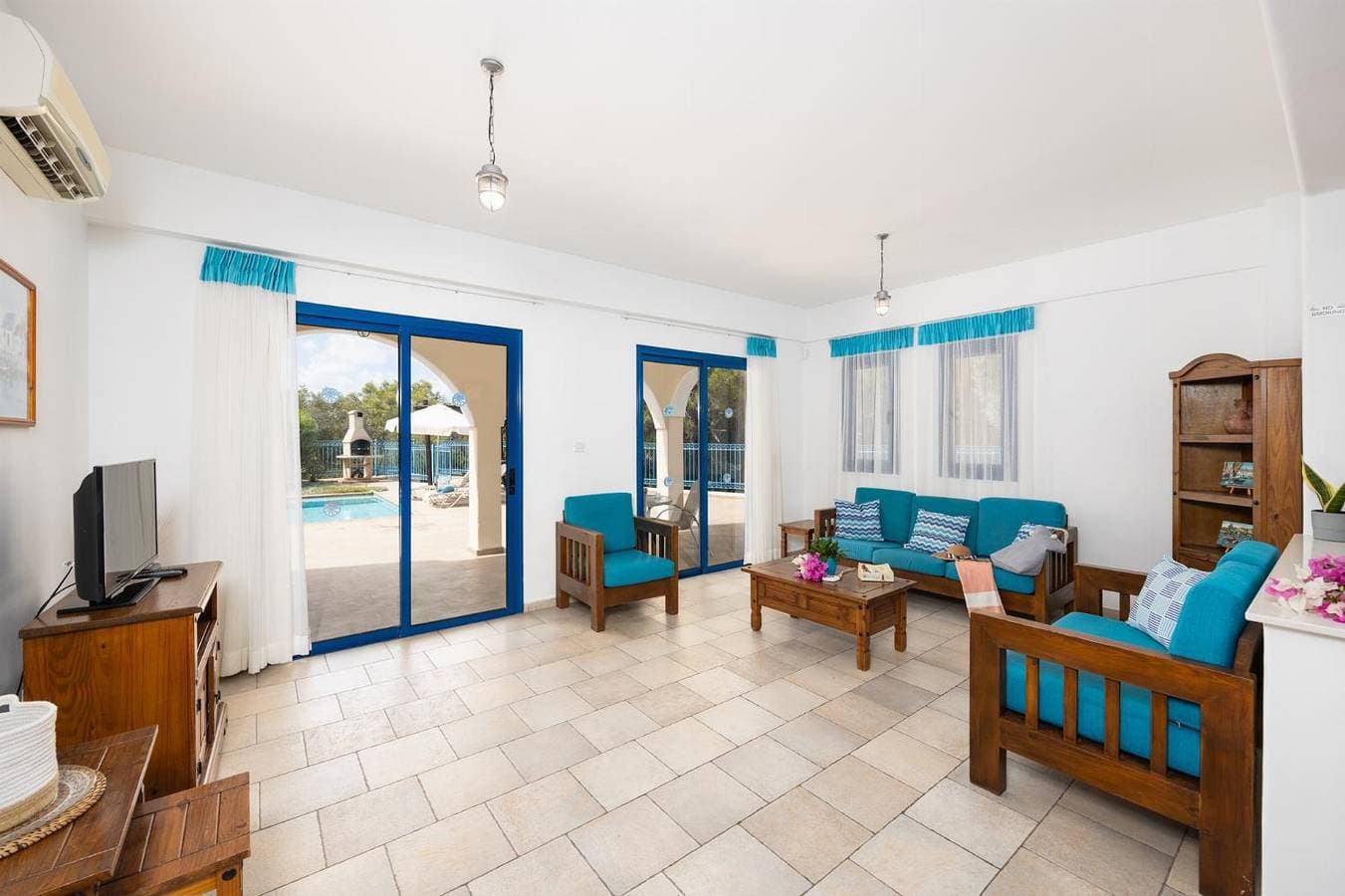 Foto 7 von 21: Villa für 6 Personen mit Balkon
