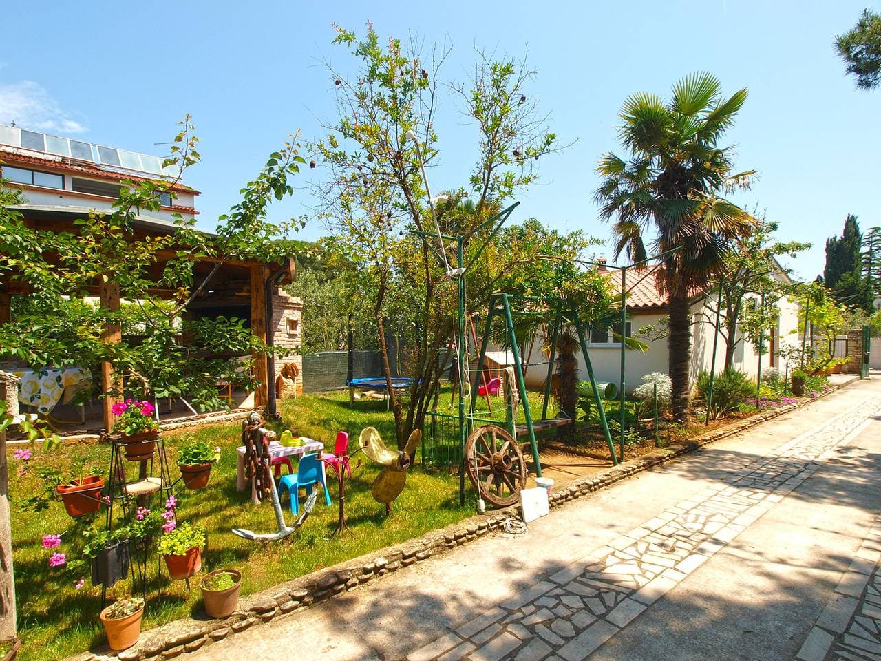 Foto 9 von 31: Ferienwohnung für 4 Personen mit Terrasse