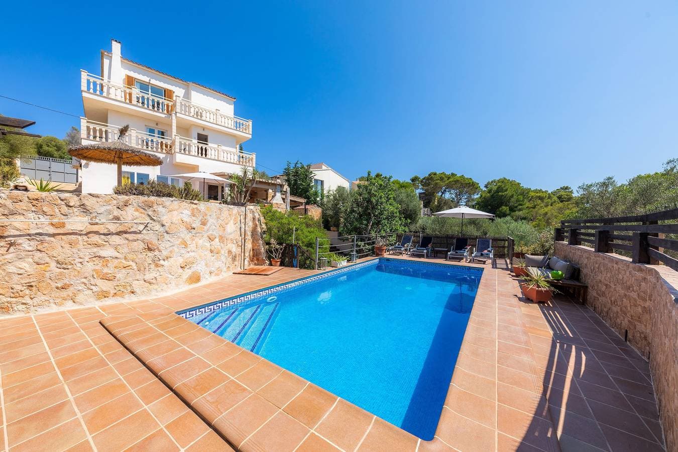 Foto 3 von 34: Herrliche Villa Sol mit Pool und WLAN