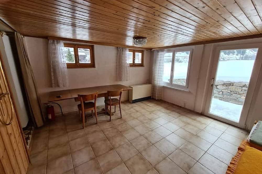 Foto 4 von 7: Alleinstehende, idyllische Wohnung an guter Lage!