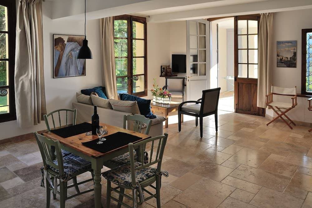 Foto 4 von 28: Beautiful house with garden and view of the Lot