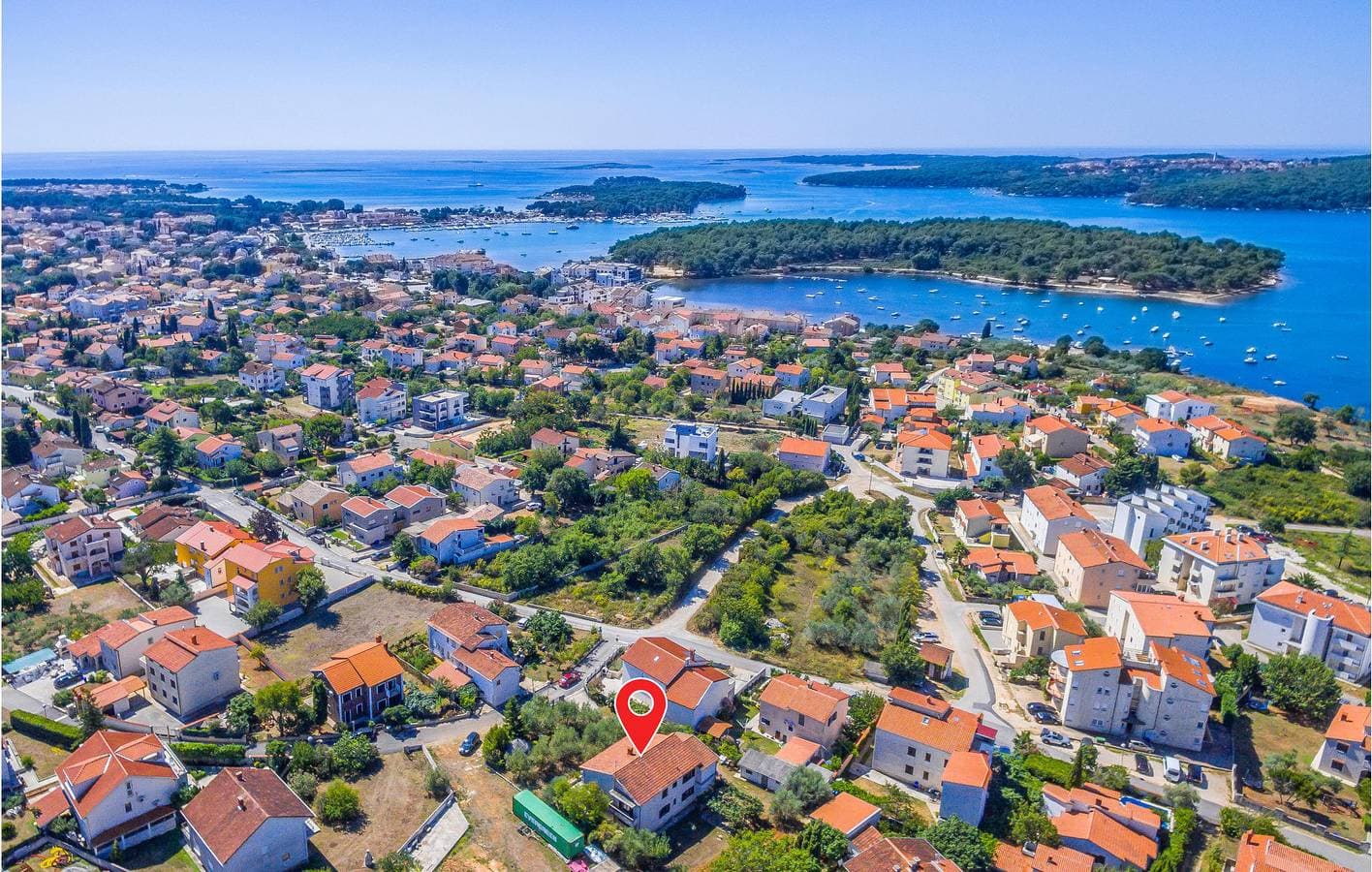 Charmantes Apartment mit Terrasse, WLAN, Klimaanlage und Parkplatz, 1,5 km vom Strand Bijeca entfernt 1