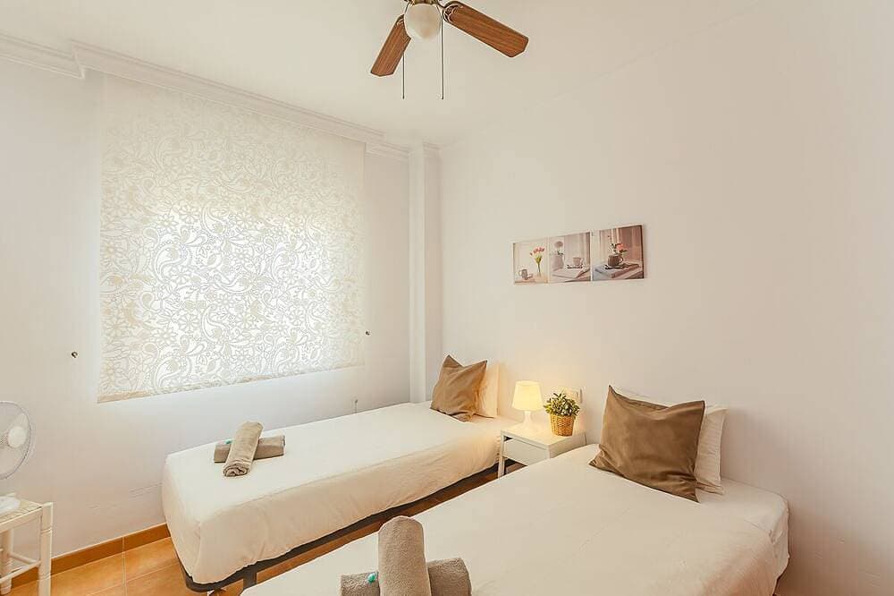 Foto 6 von 23: Moderne helle Wohnung nur 75 Meter vom Torrecilla Playa und anderen Annehmlichkeiten