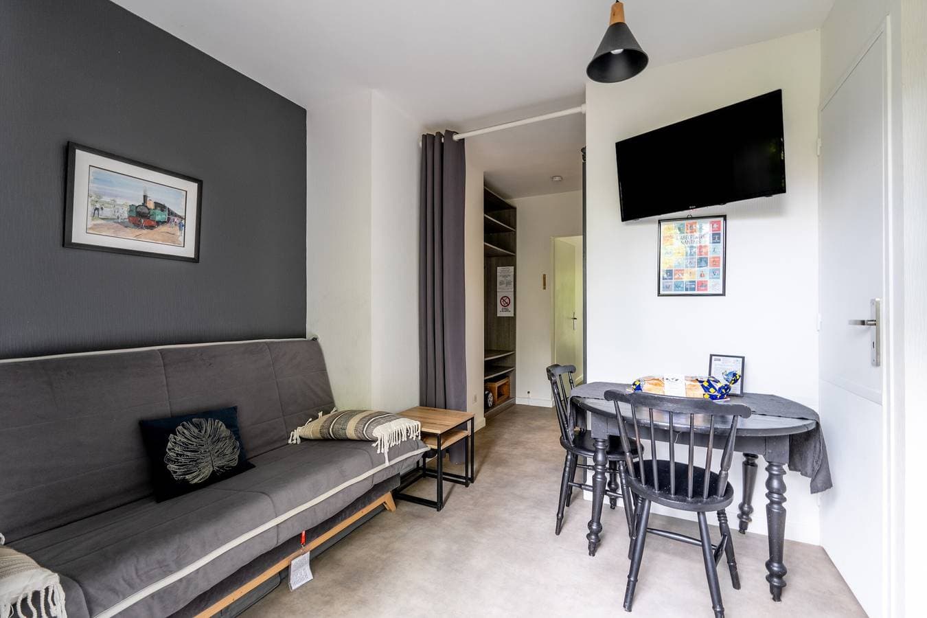 Foto 8 von 20: Landhaus 'Les Gîtes Du Robelier - L'étang' mit Privatterrasse, Gemeinschaftsgarten und WLAN