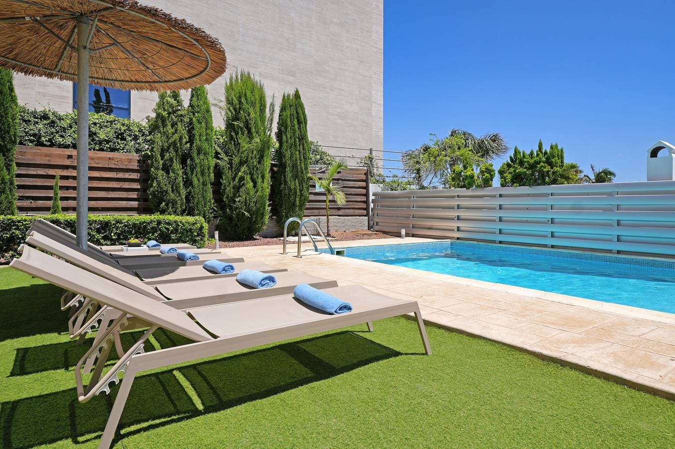 Foto 6 von 35: Villa für 6 Personen mit Garten