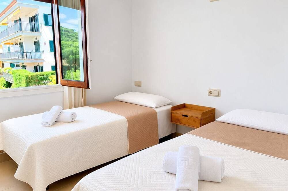 Foto 2 von 17: Apartment with terrace, swimming pool and private parking on the Costa Brava