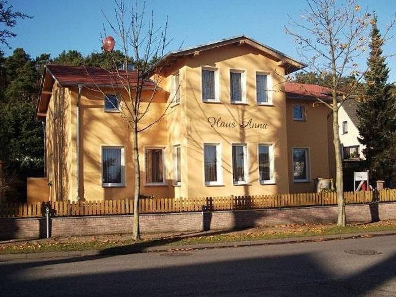 Foto 6 von 12: Kleine, frisch renovierte Zwei-Zimmerwohnung