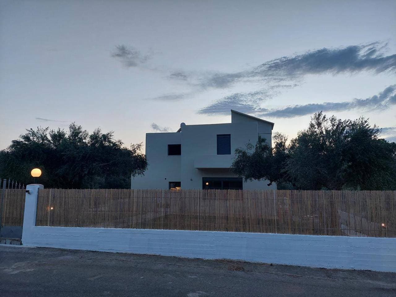 Foto 8 von 42: Three-Bedroom Villa