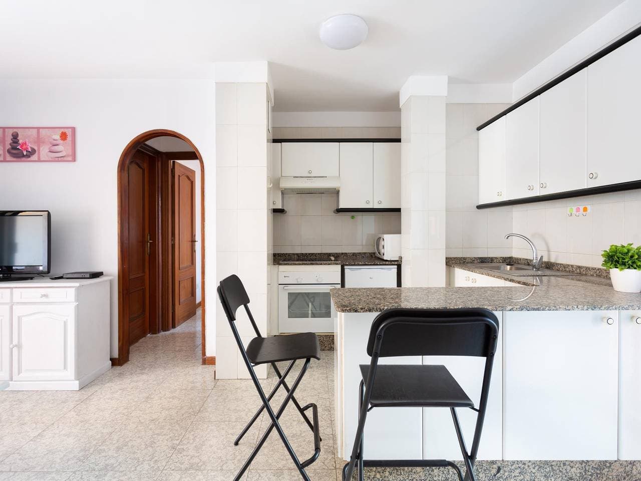 Foto 6 von 29: Ferienwohnung für 3 Personen mit Pool