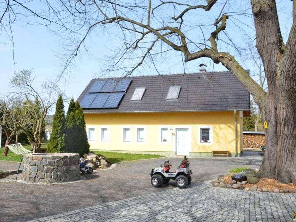 Foto 2 von 19: Three-Bedroom Holiday Home