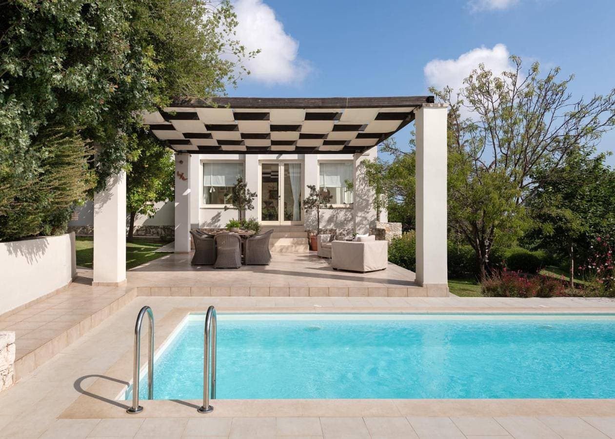 Levantes Luxury Home - Nature Inspired, Pool & BBQ, By ThinkVilla 1