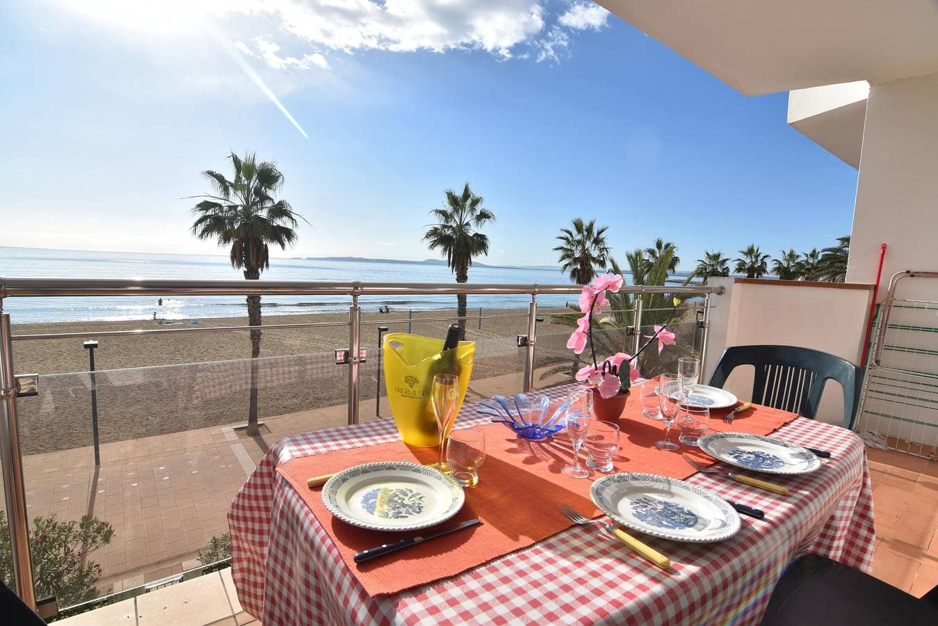 Foto 3 von 24: Charmante Wohnung zur Miete in Roses, Costa Brava! 2 Schlafzimmer, 4 Schlafplätze, Meerblick. Buchen Sie jetzt!