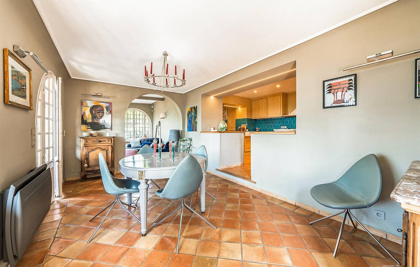 Foto 6 von 27: Charmante 2-Zimmer-Wohnung mit Pool und Terrasse in der Nähe von Le Bar-sur-Loup