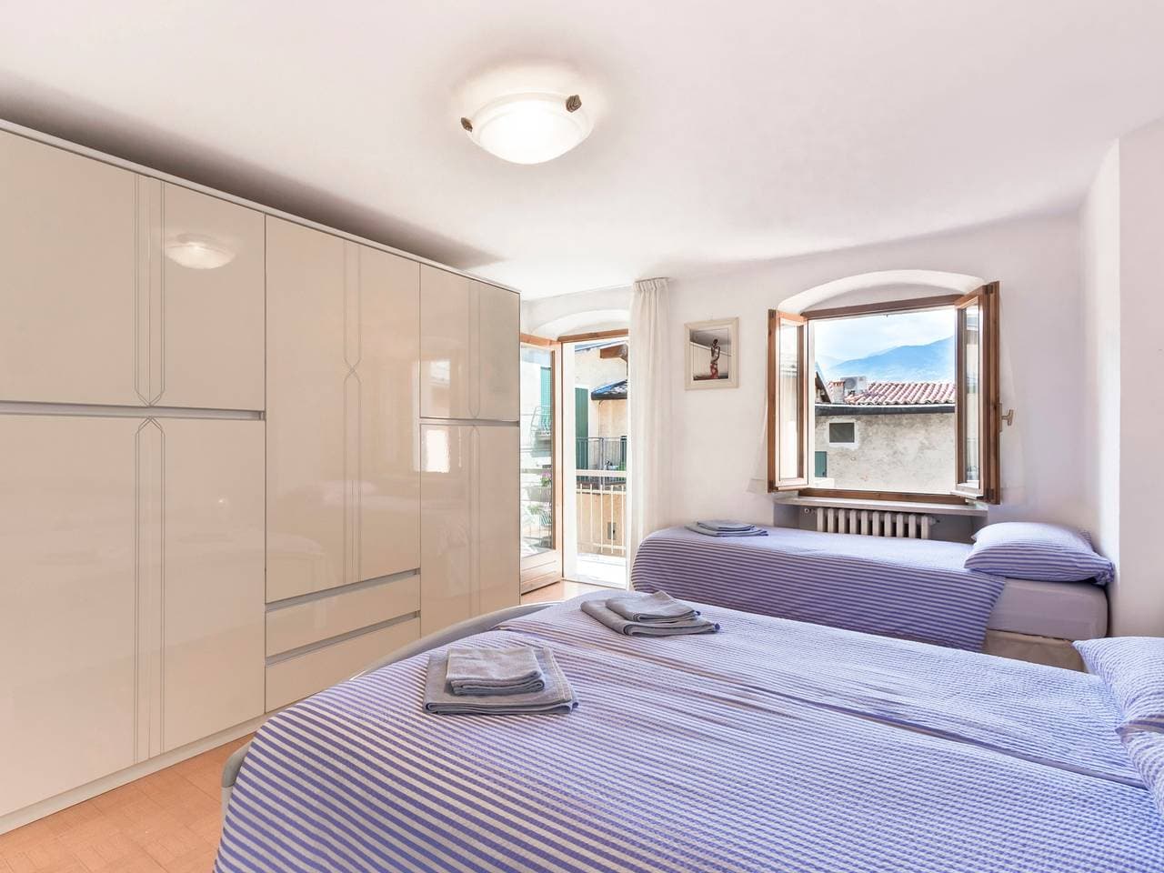 Foto 12 von 32: Direkt am Gardasee – Apartment Corte Faliva