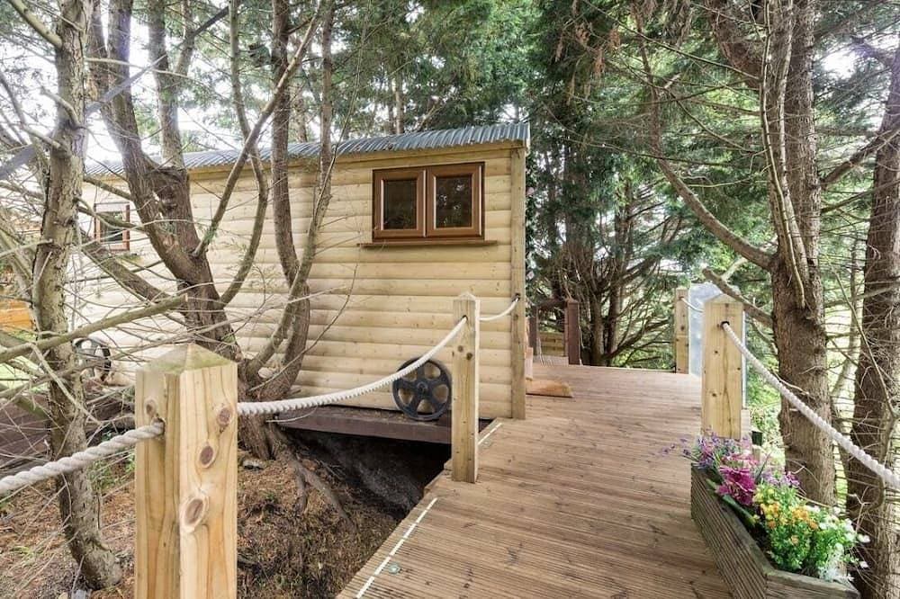 The hideaway 1