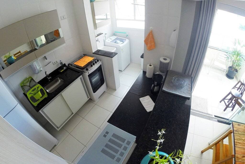 Foto 4 von 50: Neue Wohnung mit Gourmet-Balkon, Klimaanlage, 2 freien Zimmern, WLAN 20 Mb und Smart TV, 200 m vom Strand entfernt