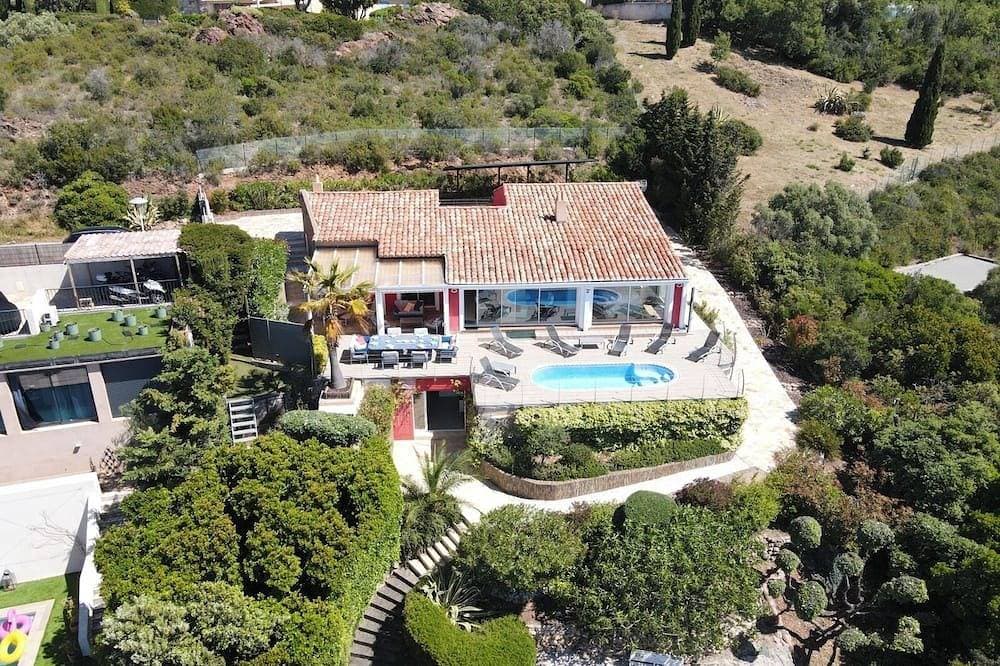Foto 8 von 30: „Ein Stück Paradies“: Luxusvilla mit paradiesischem Blick – Last Minute Angebot