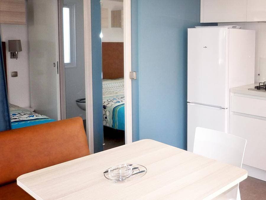 Foto 5 von 40: Camping Tikayan le Méditerranée - Mobilheim 2 personen - Tennessy Komfort