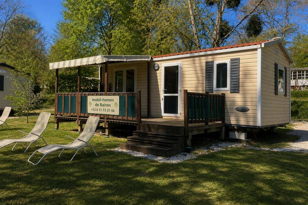 Mobil-home 4-6 personnes Camping de Bairon 08 en bord de lac 1