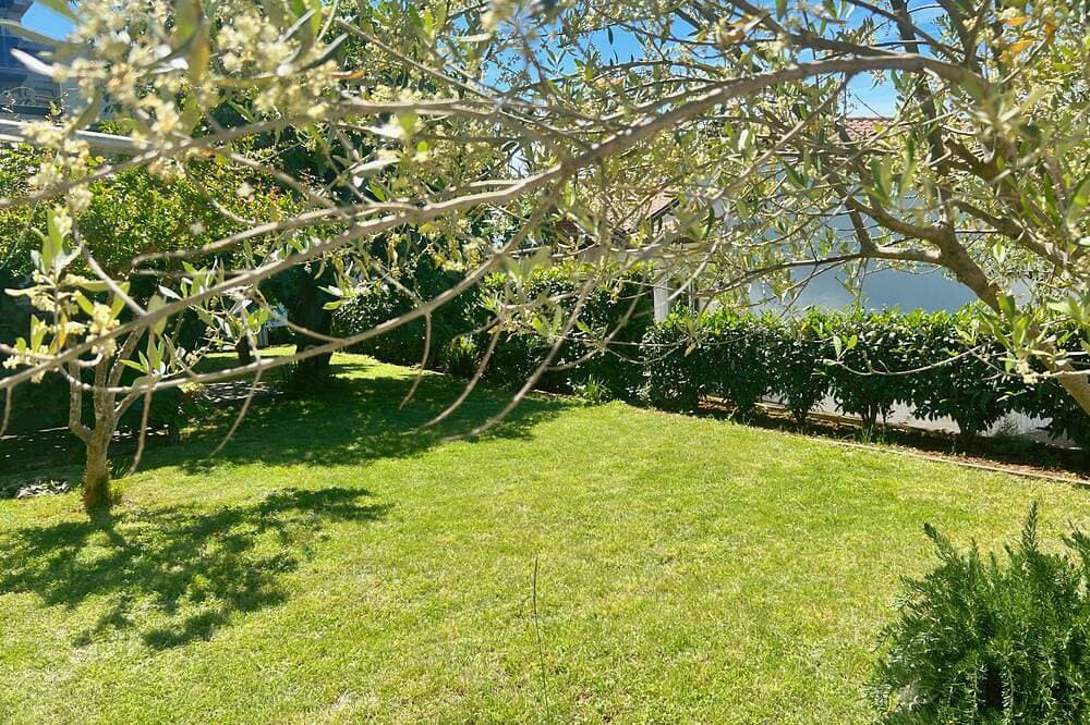 Foto 11 von 30: Geräumige 2 + 1-Wohnung mit großer Terrasse, nur wenige Schritte vom Sandstrand entfernt