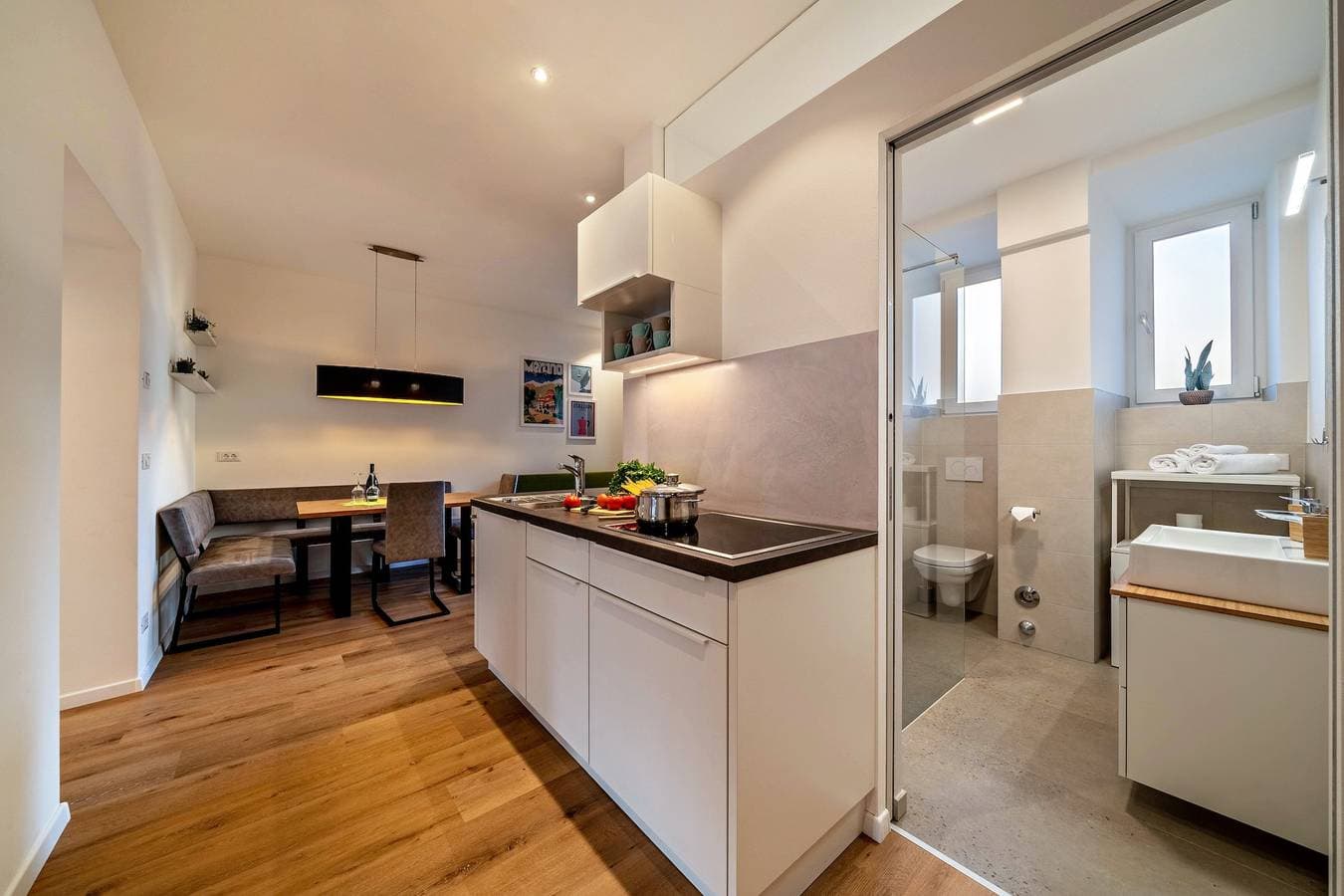 Foto 7 von 24: Appartement 'Central Suite Meran' mit Bergblick, Wi-Fi und Klimatisierung